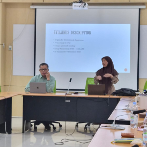 FIP UPI PERKUAT KEMAMPUAN BAHASA INGGRIS MAHASISWA KELAS INTERNASIONAL MELALUI ENGLISH COURSE